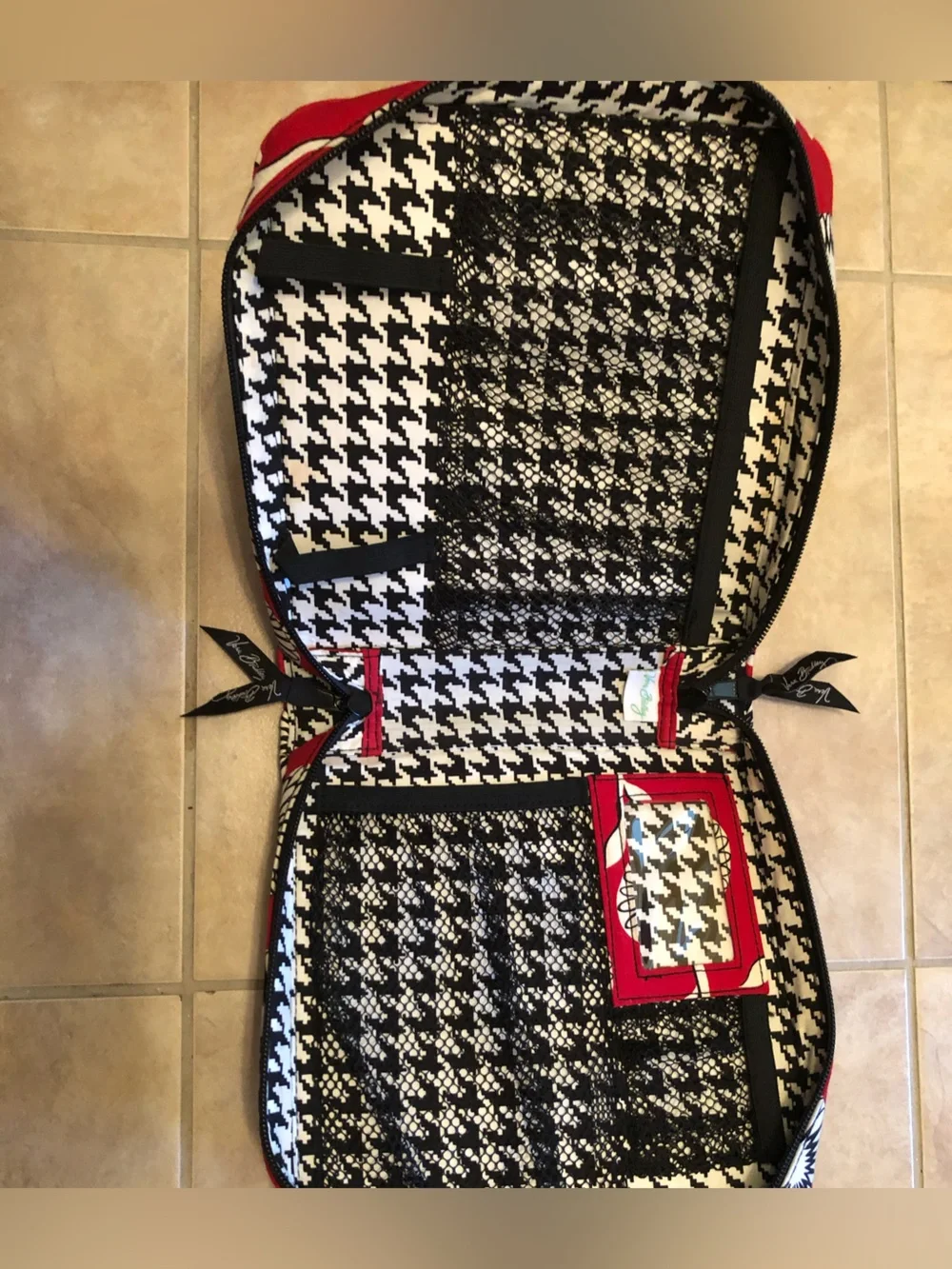💎 Vera Bradley Deco Daisy Tech Organizer Retired Quilted Floral